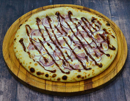 Пицца Барбекю 33 см с курицей, беконом и барбекю-соусом от RIMINI PIZZA